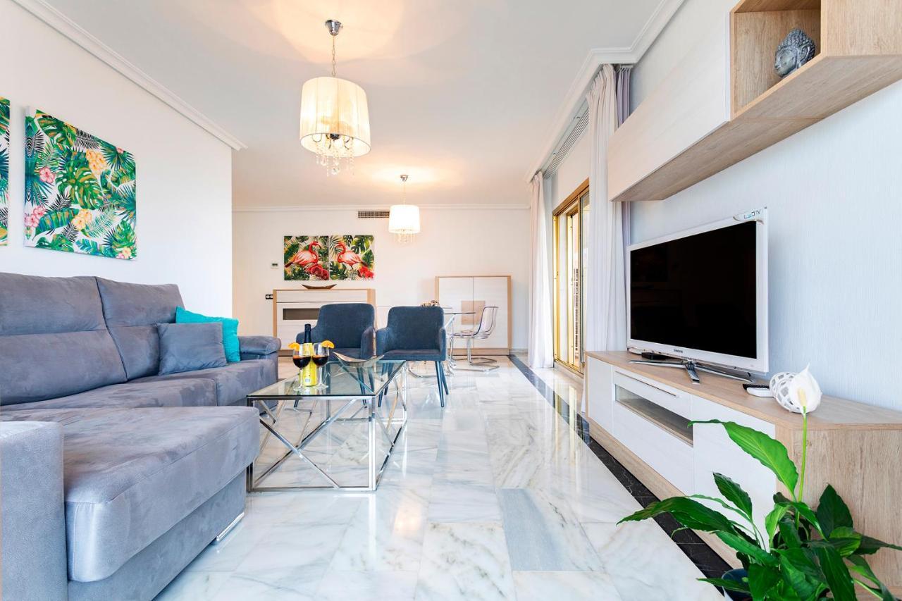Rentcostadelsol Fuengirola Dona Sofia B Exterior photo